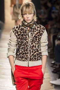 edie_bottega_veneta_ss16_fashionnetwork_584c4cad.jpg