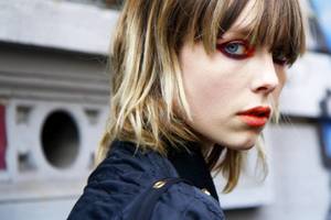 edie_fendi_aw16_shapesofcharm.jpg