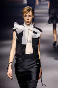 edie_lanvin_ss16_fashionnetwork_58506903.jpg