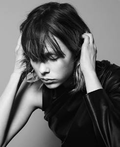 edie_mugler_aw16_ulrichknoblauch_1.jpg