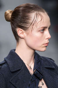 edie_valentino_aw16_fashionnetwork_58661dda.jpg