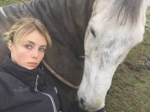 ediebcampbell_lie_in_with_armani.jpg