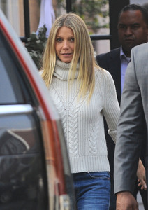 gpaltrow111216BZNimage3.jpg