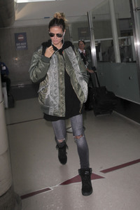hklum071216BZNimage20.jpg