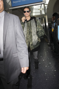 hklum071216BZNimage22.jpg