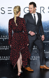 jlaw011216ZNimage20.jpg