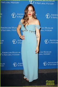 josh-hutcherson-florence-welch-museum-gala-27.JPG