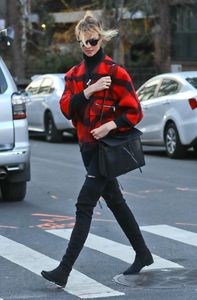 kkloss161216BZNimage5.jpg