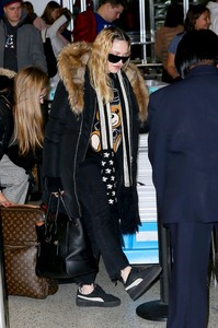 madonna231216BZNimage7.jpg