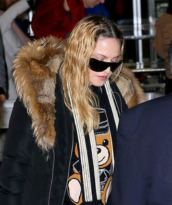madonna231216BZNimage8.jpg