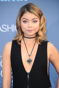 sarahh121216BZNimage11.JPG