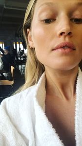 tonigarrn_1481051851643_732.jpg