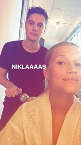 tonigarrn_1481154850431_498.jpg