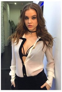 334full-barbara-palvin.jpg