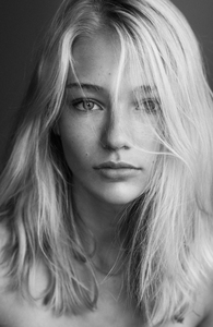 Ella Rattigan Ford Models 13.jpg