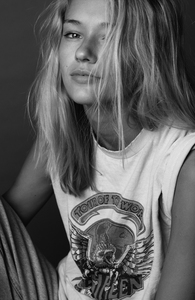 Ella Rattigan Ford Models 19.jpg