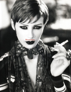 vogue 93 2.jpg