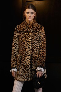 Pre-Fall 2017 Philosophy di Lorenzo Serafini 11.jpg