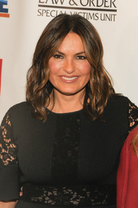  mhargitay120117BZNimage5.jpg