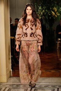 Alberta+Ferretti+Runway+Milan+Men+Fashion+RvA1cuRAK6Lx.jpg
