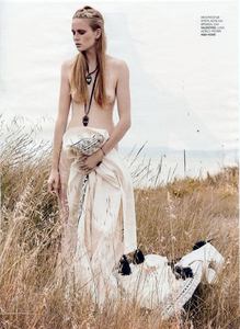 Tereza Kasparova marie claire2.jpg