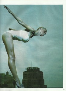 lofficiel ru 02 2004 ph luis sandchis m lydia possner 4.jpg