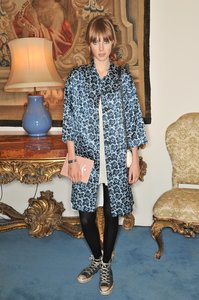 Edie_Women For Women International - 29 Nov12_popsugar.jpg