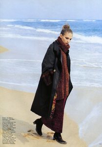 1996 08 L'Officiel Fr - Ph. Avi Meroz 07.jpg