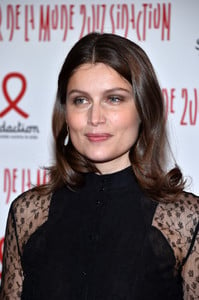 Laetitia+Casta+Sidaction+Gala+Dinner+2017+_58UeaQ-sDfx.jpg