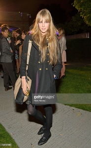 edie_The Future Contemporaries Party_serpentine_gallery_22sep11_getty_2.jpg