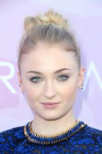    sophiet280117BZNimage102.jpg