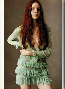 vogue italia july 1999 steven meisel (1).jpg