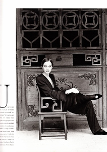 marie claire Italia October 1989,La Signora Di Hong Kong,Neil Kirk 2.jpg