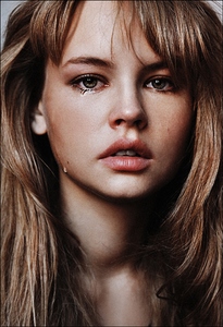 Anastasiya Scheglova 117477859 by Lena Dunaeva.jpg