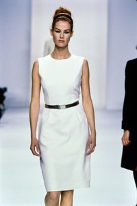 CALVIN-KLEIN-FALL-1995-RTW-36-MEGHAN-DOUGLAS-CN10040700.jpg