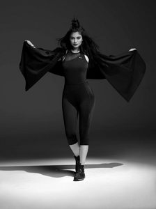 Kylie-Jenner--Puma-SS-2017-Collection--07-662x883.jpg