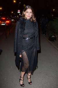 Laetitia-Casta--Sidaction-Gala-Dinner-SS-2017--03.jpg