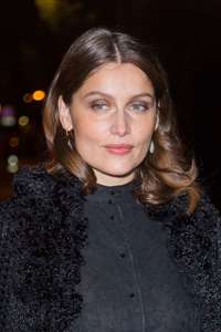 Laetitia-Casta--Sidaction-Gala-Dinner-SS-2017--16.jpg