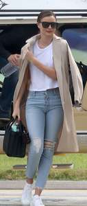 Miranda-Kerr-in-Jeans--06.jpg