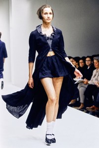 PRADA-SPRING-1994-RTW-49-ROSEMARY-FERGUSON-CN10034072.jpg