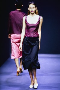 PRADA-SPRING-1998-RTW-26-ZORA-STARR-CN10033142.jpg