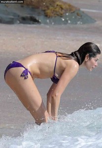 aida_yespica_bikini_0065.jpg