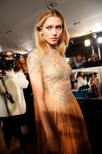 bkstg-elie-saab-couture-spring-2017-collection-paris-fashion-week-pfw-ss17-006.jpg