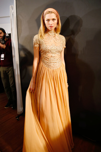 bkstg-elie-saab-couture-spring-2017-collection-paris-fashion-week-pfw-ss17-008.jpg