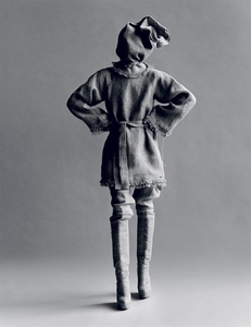edie-campbell-jean-campbell-stella-tennant-tyler-littlejohns-cieran-lloyd-by-alasdair-mclellan-for-i-d-magazine-summer-2015-21.jpg