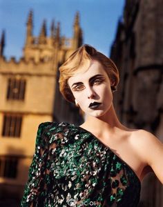 edie_vogue_paris_feb17_c_oli_3.jpg