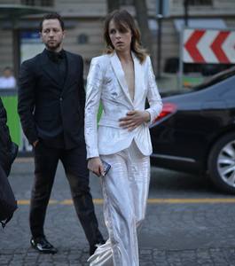 edie_vogue_paris_gala_jeanlerouxlesjardins_1.jpg