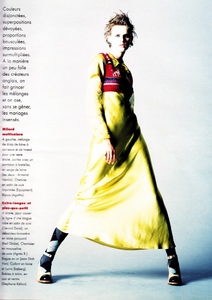 elle_fr_10_oct_1994_13.jpg