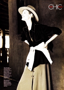 elle_uk_november_1993_49.jpg