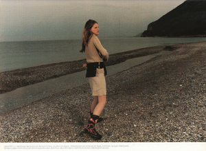 h.bazaar1999-04.jpg